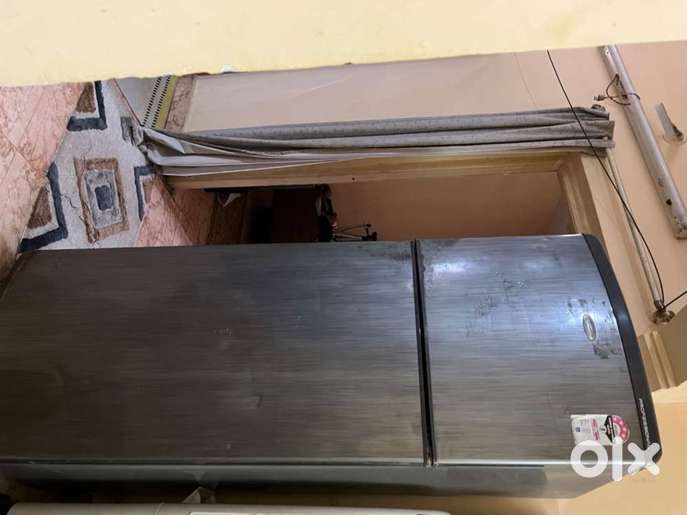 Whirlpool refrigerator 275 Ltrs