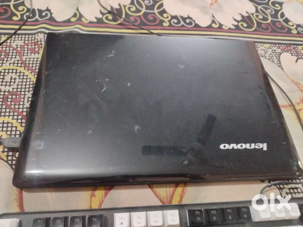 I'm Selling A lenovo Laptop.