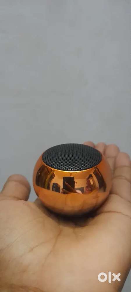Mini boost speaker