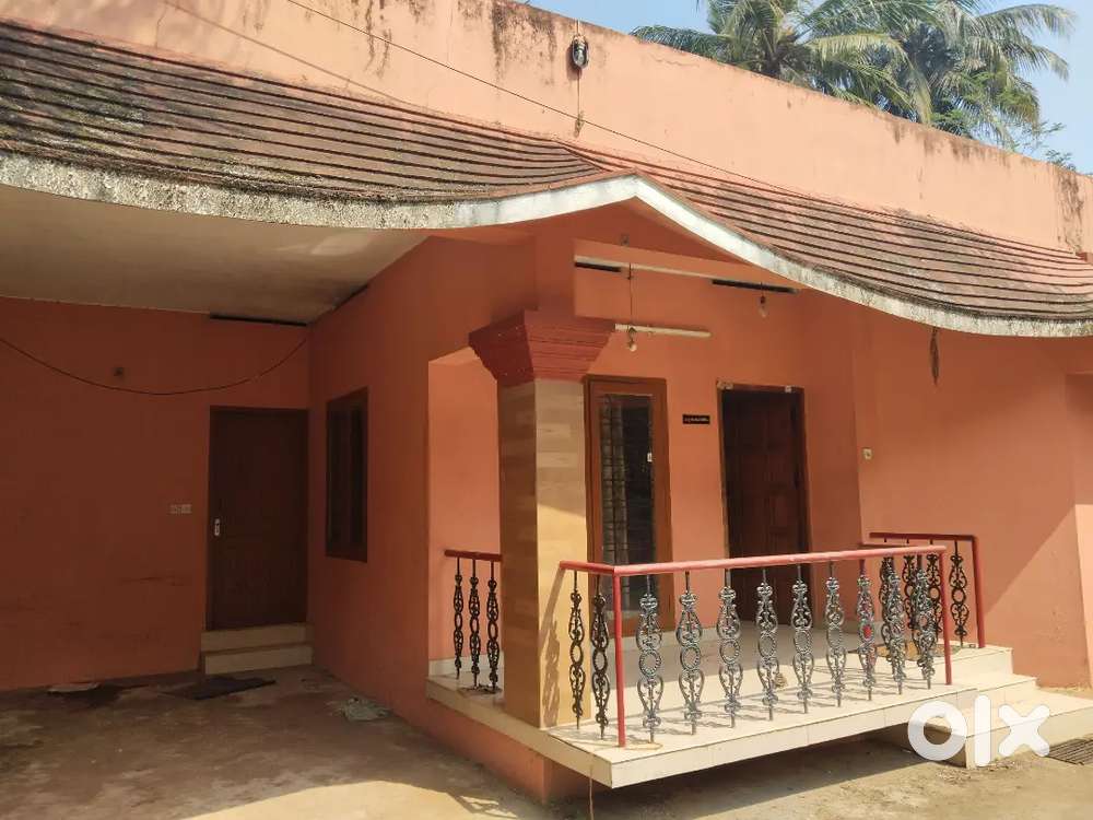Independent House For Rent. Muttada Jn 300 Meter.