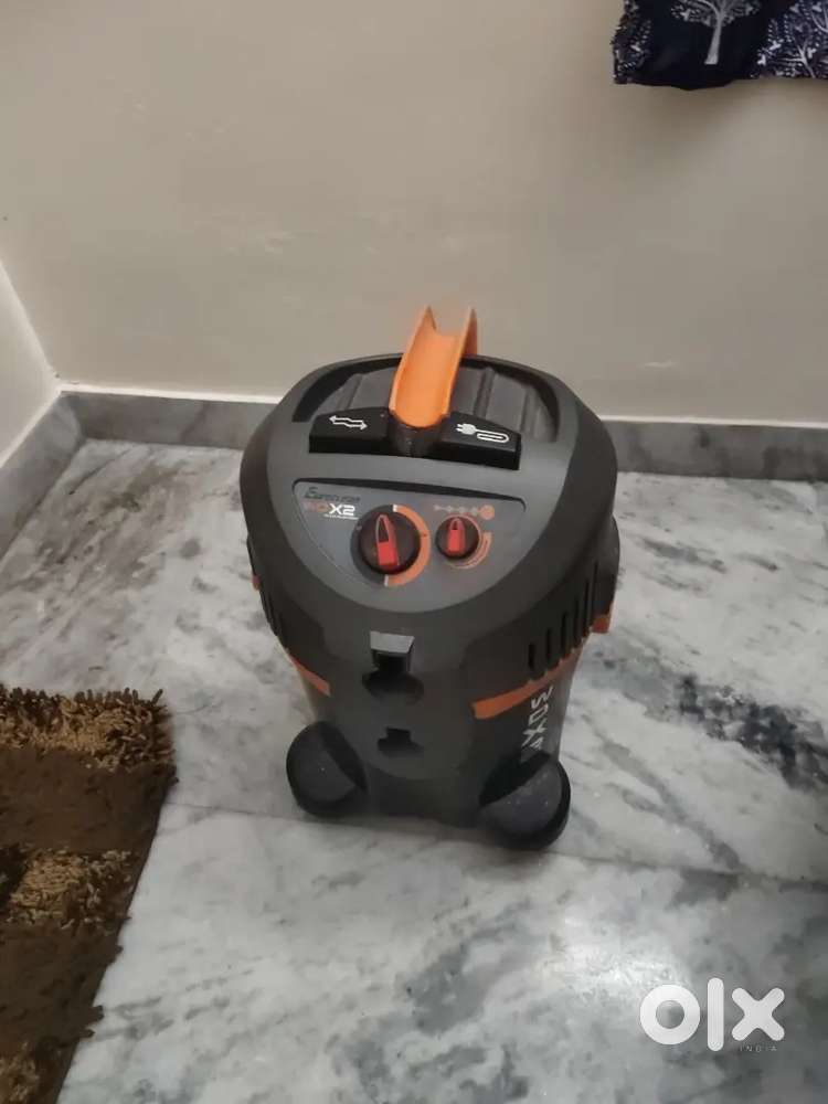 Eureka forbes vaccum cleaner with full good condition less used.