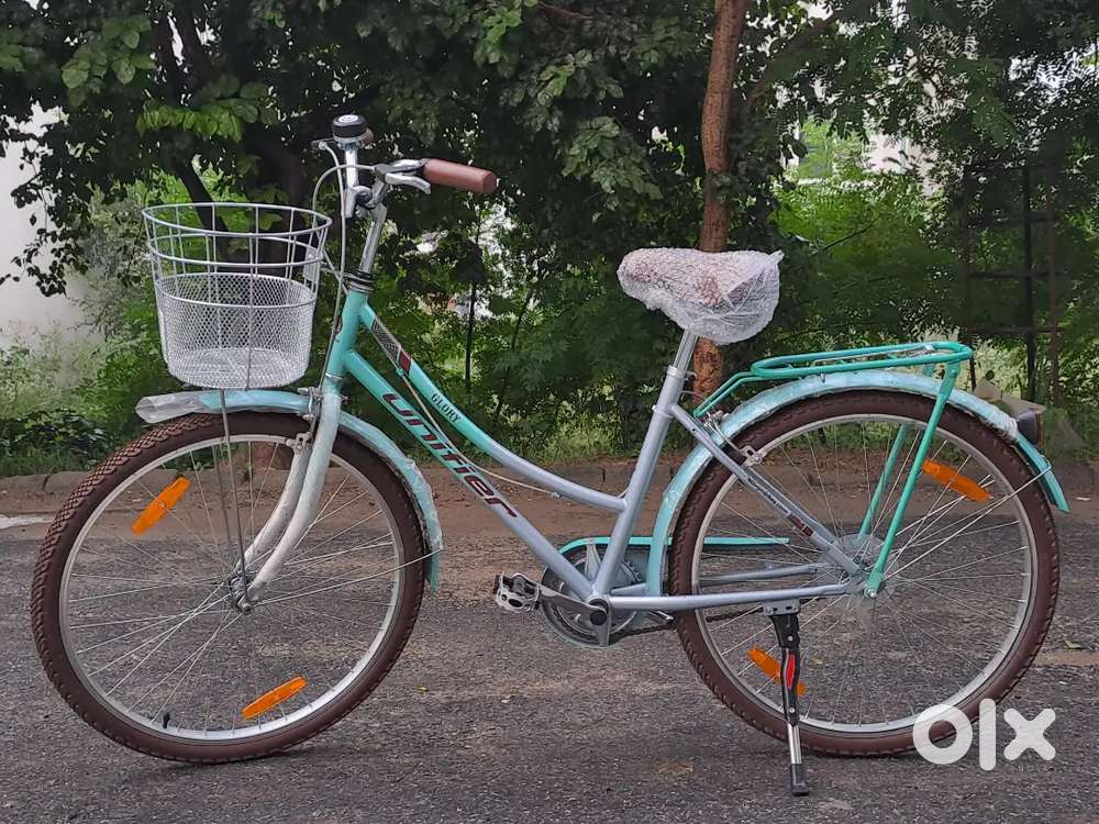 Brand New Ladies Cycle in Good Condition.