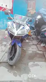 Mere paas extra bike hone ki vajah se sell karna hai.