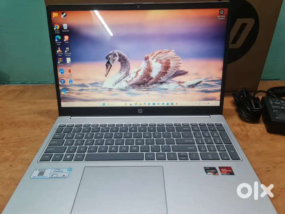 HP 15s AMD Ryzen 5, 16GB RAM, 512GB SSD