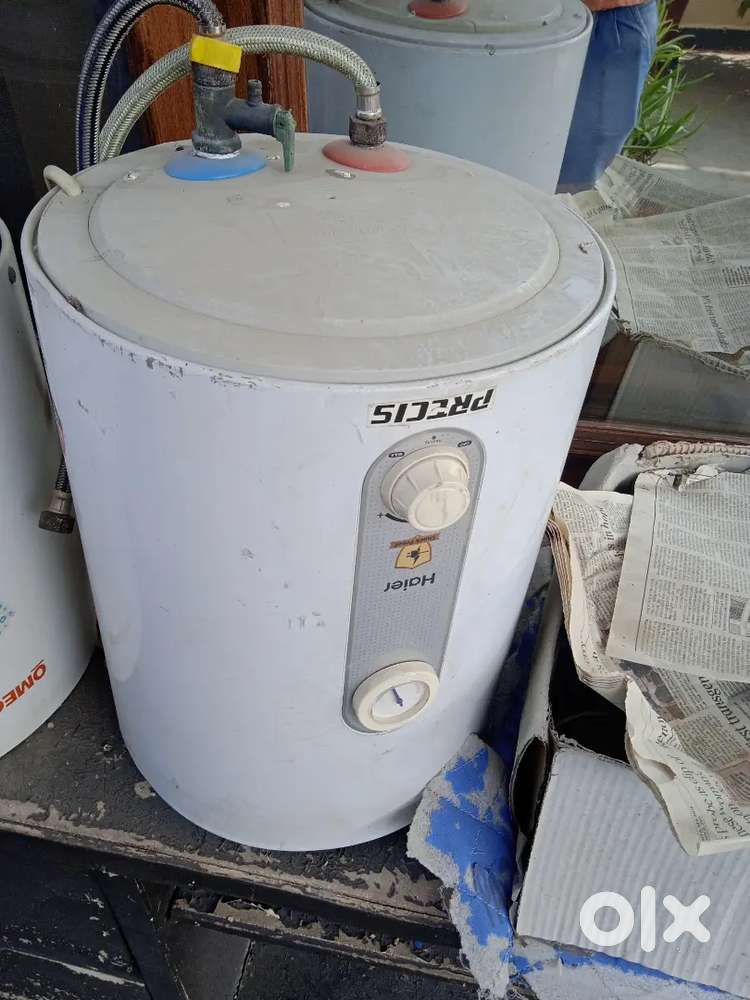 2.Water Heater 15 litr Haier and Omega