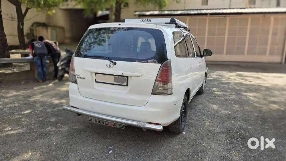 Toyota Innova 2010. Best condition