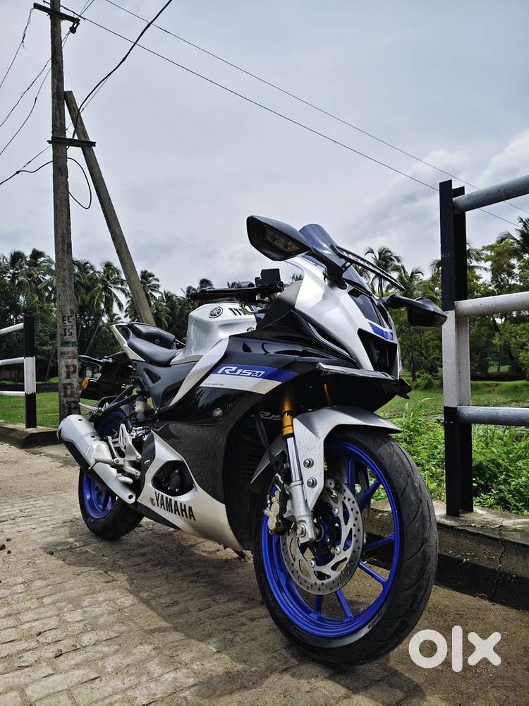 yamaha r15 m