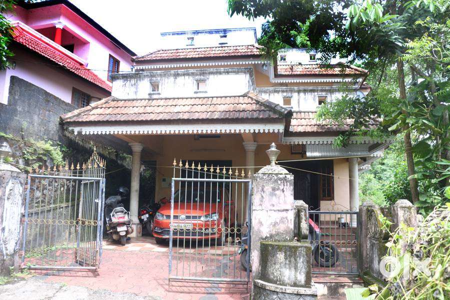 House near Chavittuvary 3 bed 1950 sq feet 5.5 cent 59 lakhs