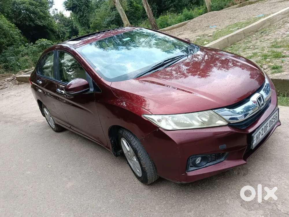 Good condition car top end with sunroof drive and go