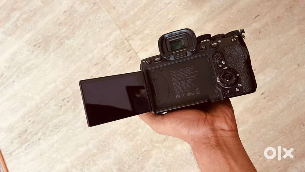 Sony a7m4 mirrorlens camera