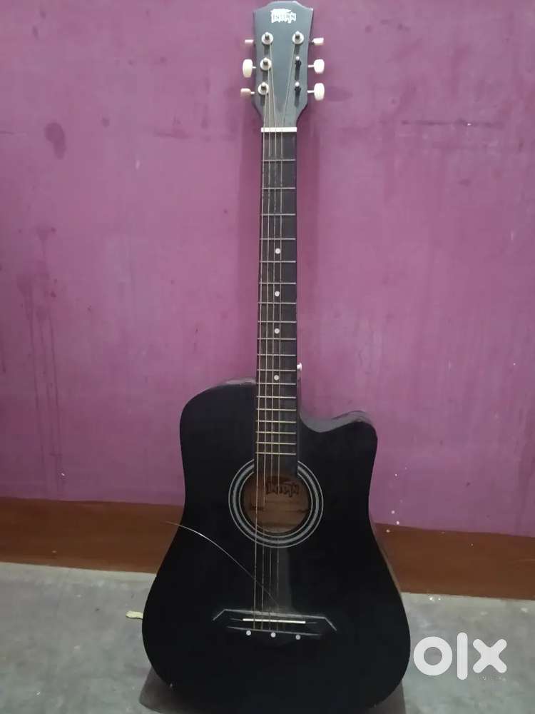 Guitar for sale
