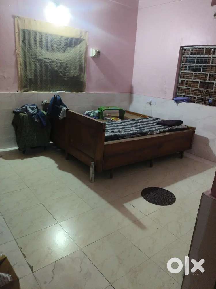 Required roomate urgently (job holder boy)