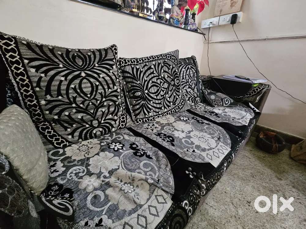 Sofa set (5 Seater)