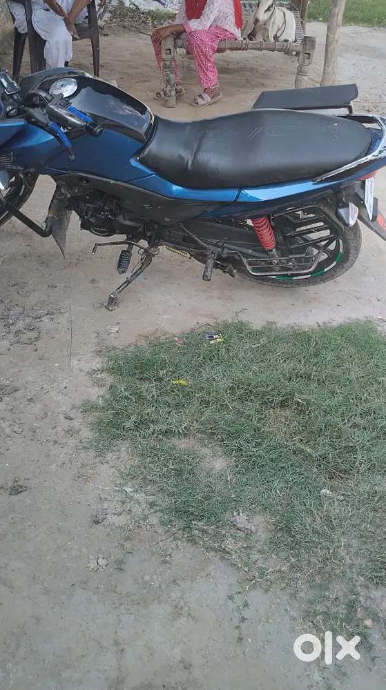 Gadi mea koi kaam nahi ha