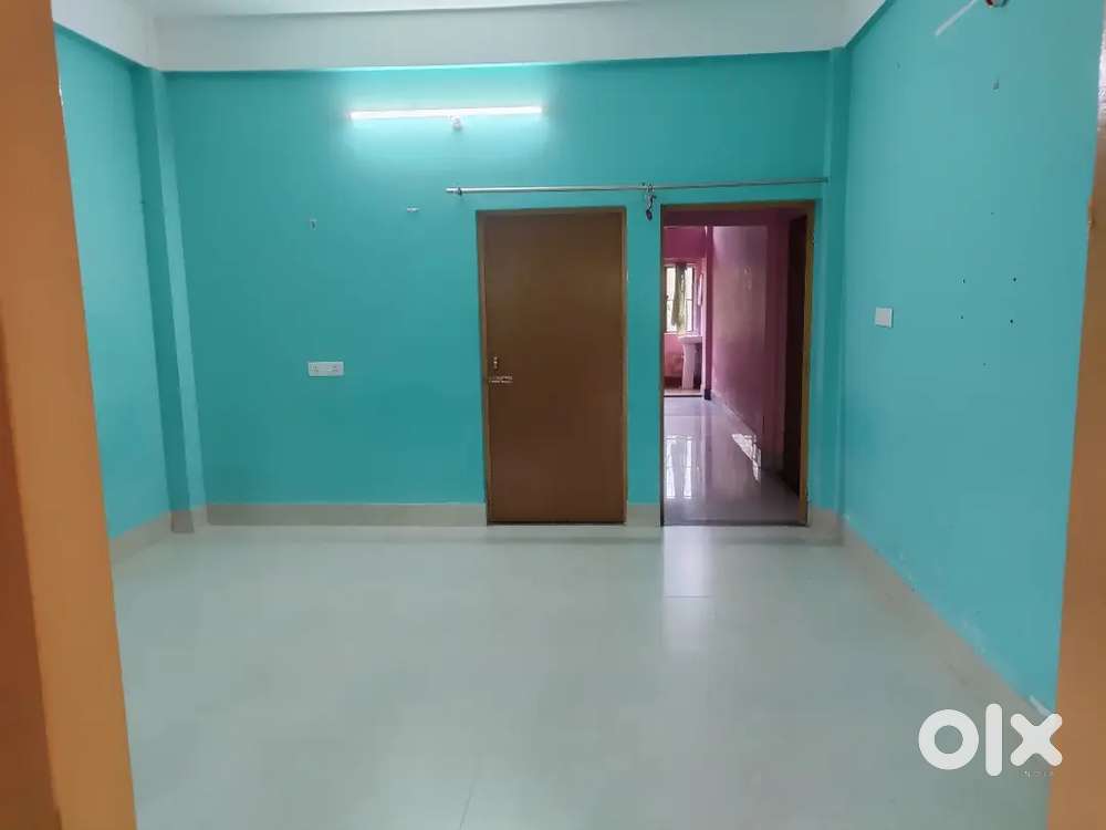 House for rent only for family. Parking available.