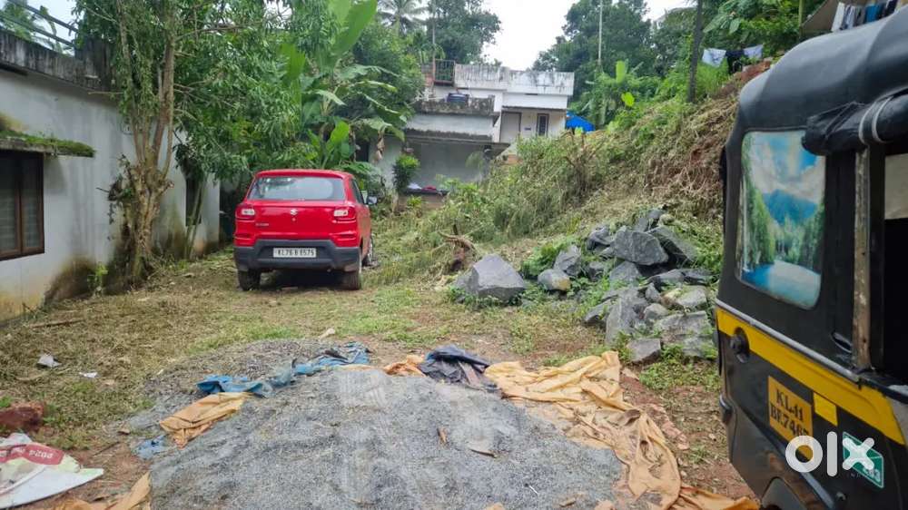Plot for sale in kakkodi