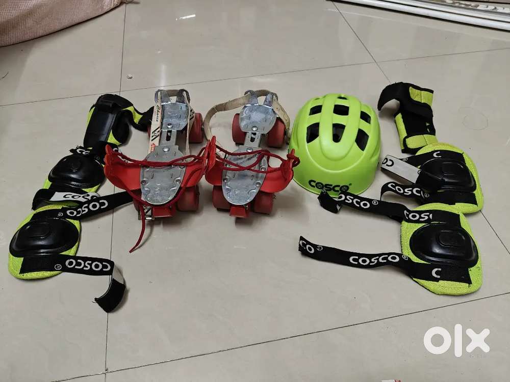 Skating Shoes with all Accessories
