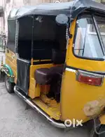 3 wheeler Passenger Auto