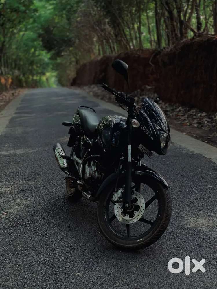 Pulsar 150