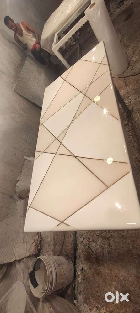 Onyx marble dining top