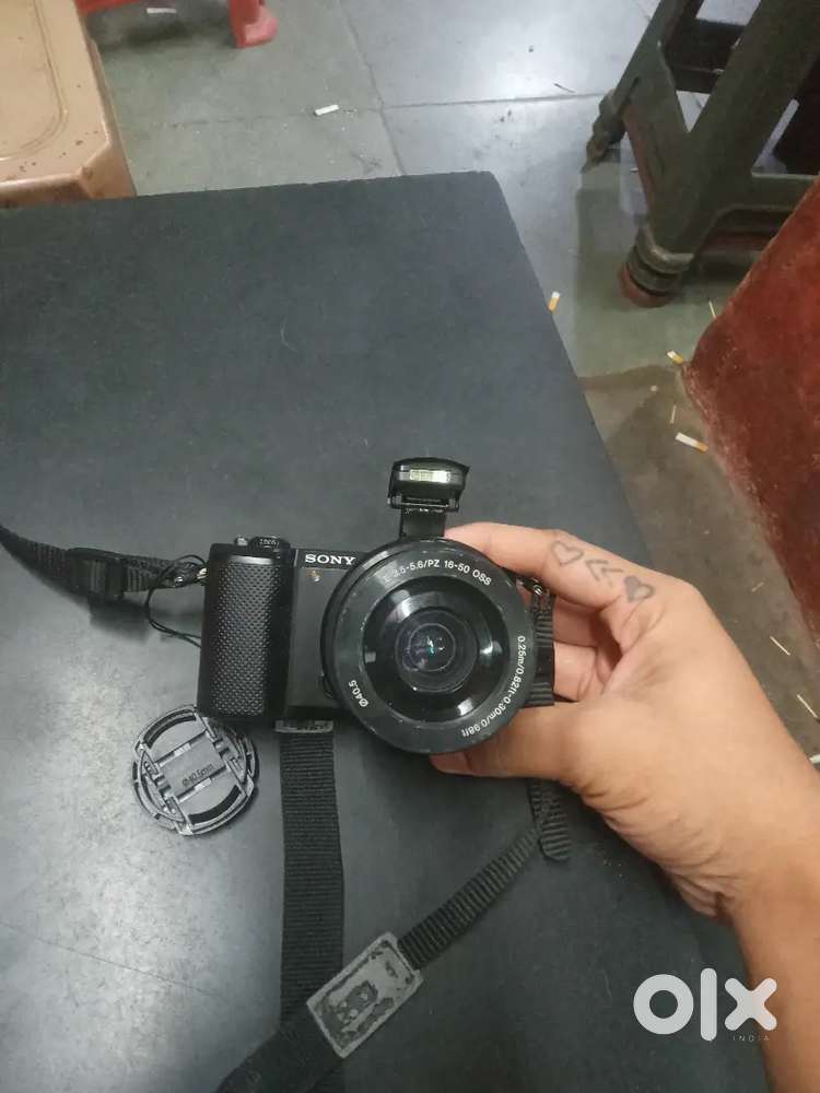 Sony Alpha 5000 retro camera