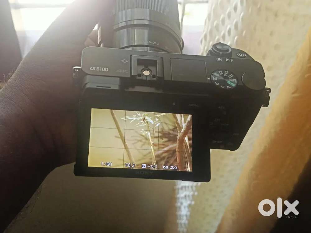 Sony Alpha 6100