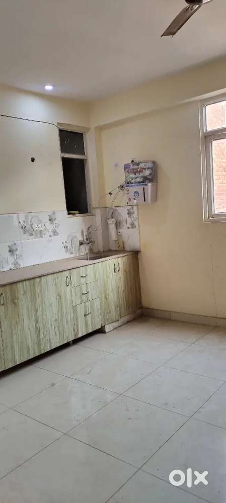 2bhk available for rent