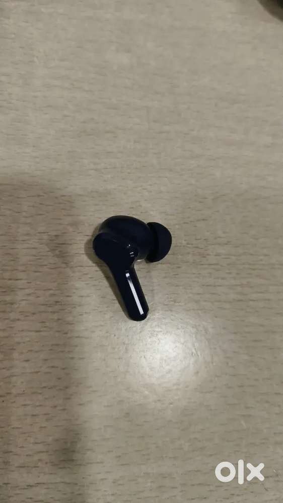 Realme T110