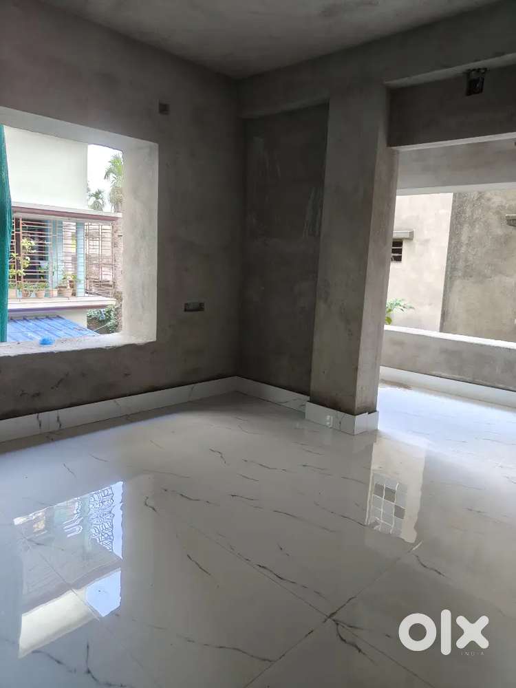 2 BHK flat near Bakultala Andul Road for Sale