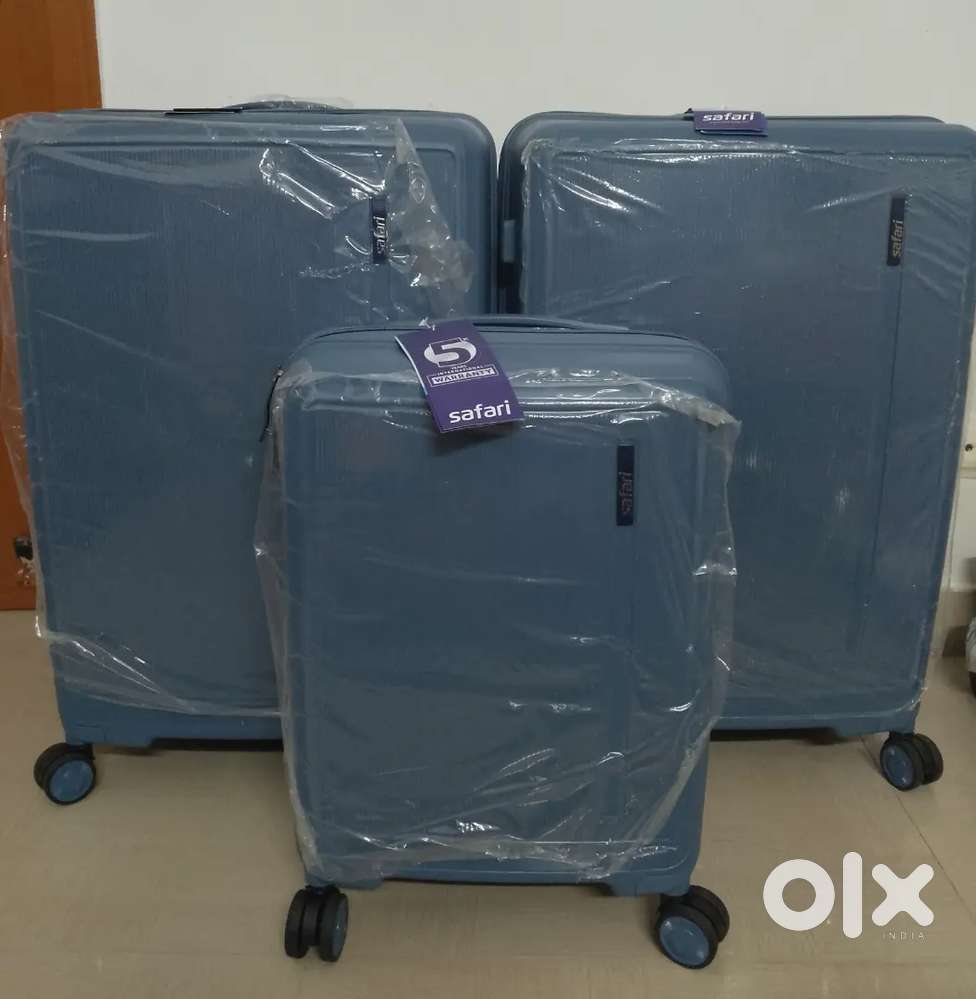 Brand New Safari Cooper Suitcase(2 Check in and 1 cabin)