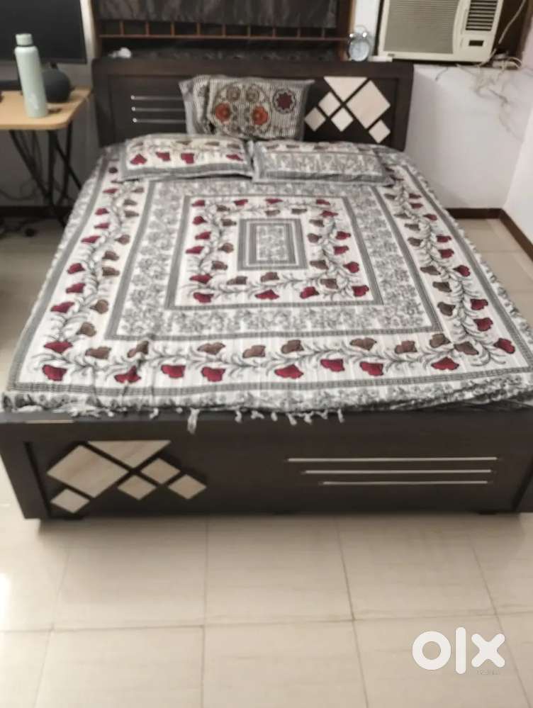 Furniture (one queen size bed and mattress, wardrobe)