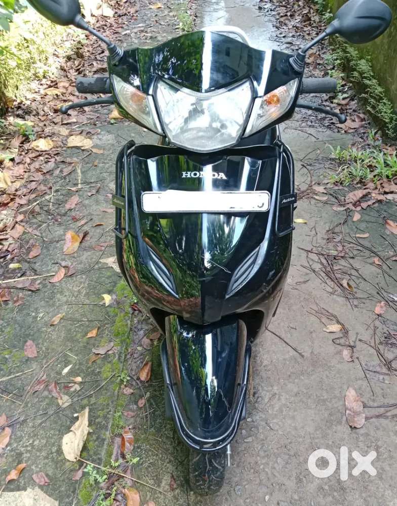 Honda Activa 3G 2016 model peapers clear new tyers 30500km for sale