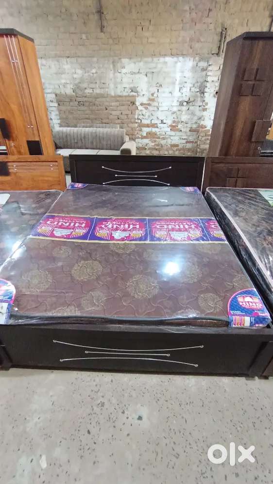 Voll 001108  offer  double bed brand new