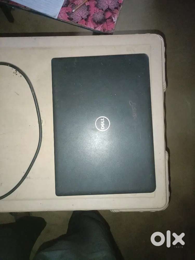 Dell Latitude 3400 – i5 8th Gen  8 GB RAM  128 GB SSD