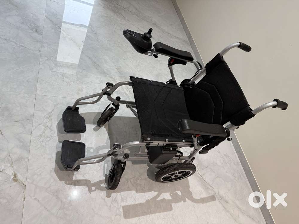 Electric power wheelchair 24 inch width