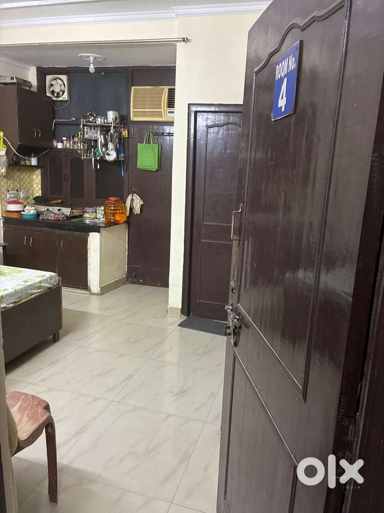 Fully Furnished Front Balcony 1 RK on Rent