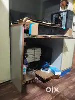 Computer table