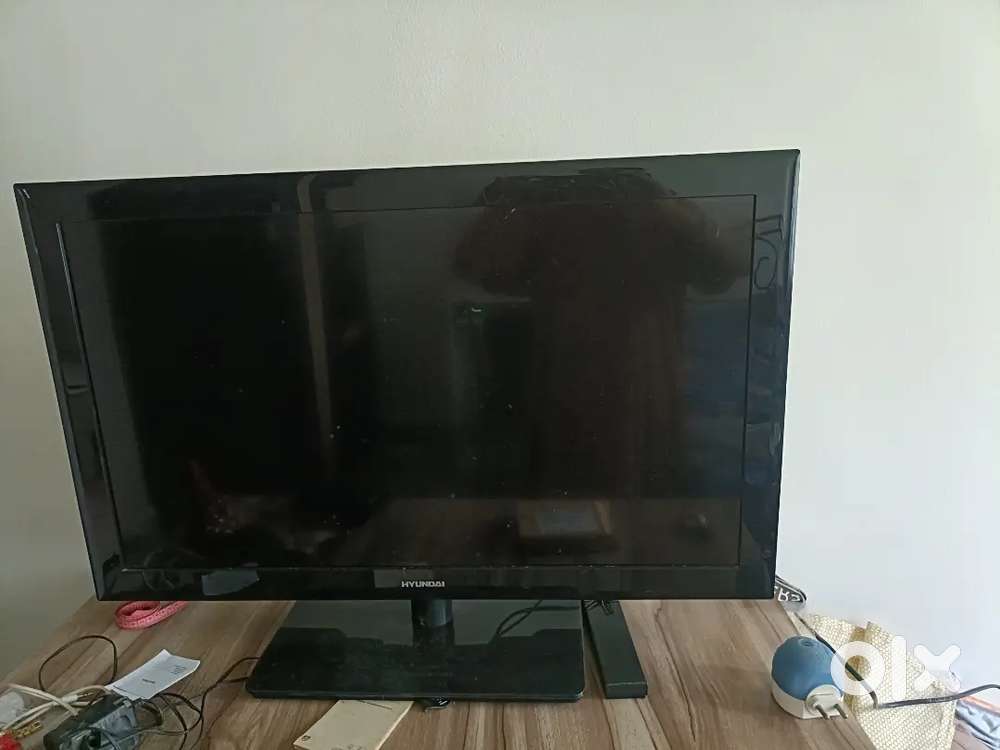 Hyundai 32inch LED TV with firetvstick