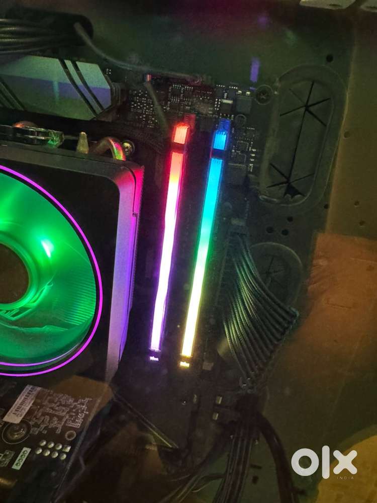 Corsair Vengeance RGB Pro 16GB (2x8GB) DDR4 3200MHz C16 Desktop RAMs