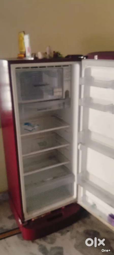 LG 235L Single Door Fridge - For Repair - Gas Leak