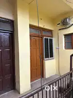 2 bhk flat for bachelors and family