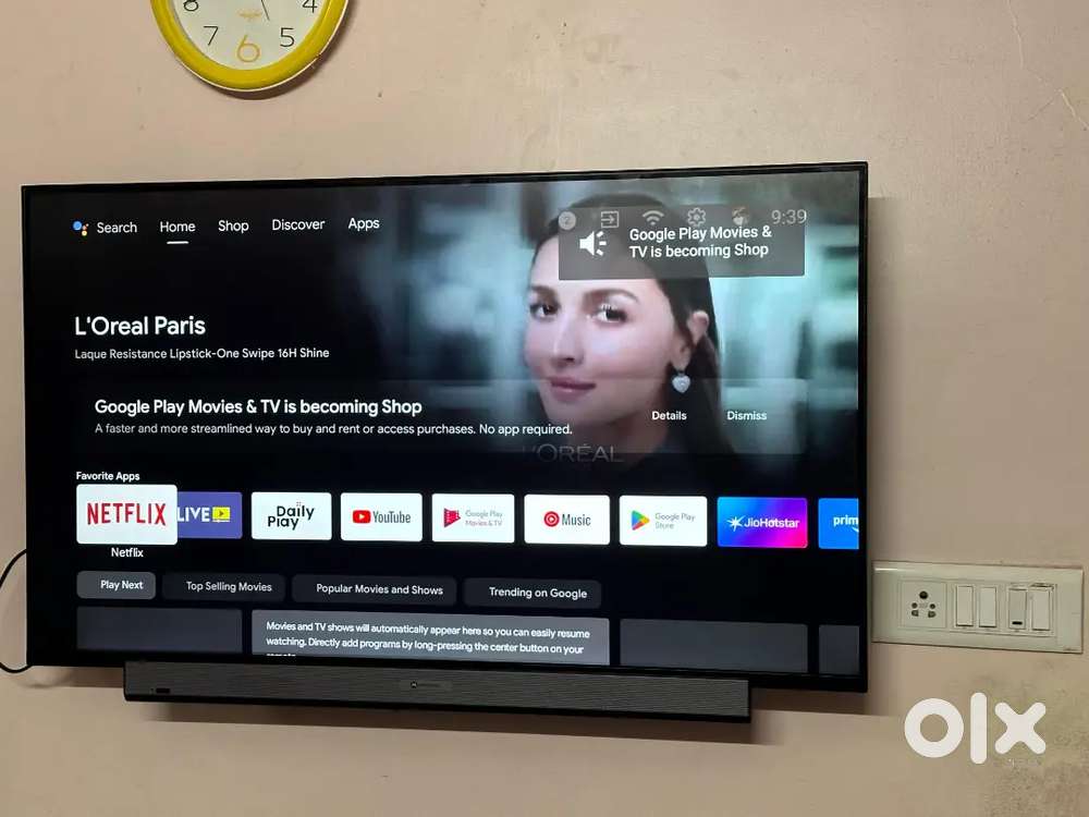 MOTOROLA 43' INCH ANDROID TV (MINOR BLACK SPOT)