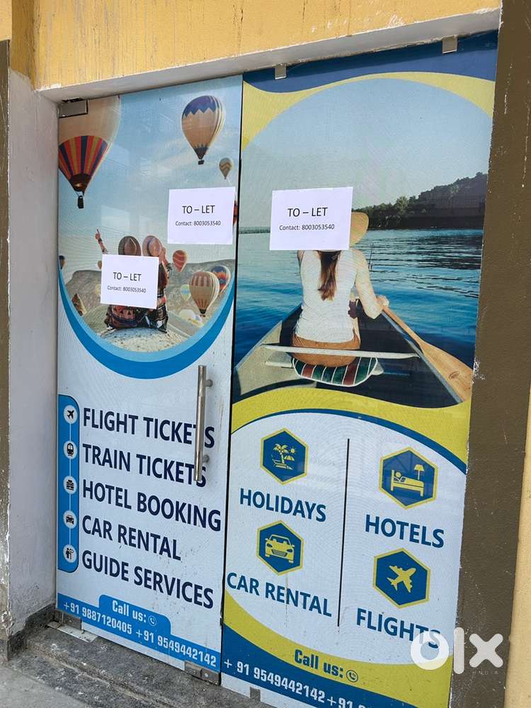 Ready to shift Shop/Office available for Rent prime location in Mall