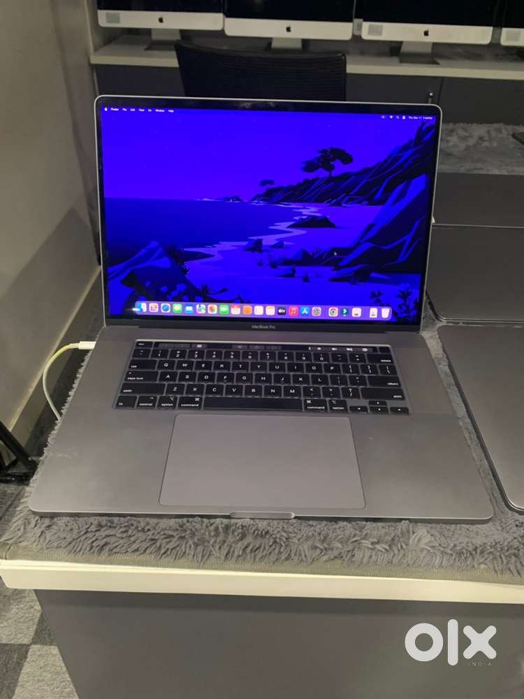 Apple MacBook Pro \ A2141 \ i9 \ 32GB \ 512GB \ 16inch \ Bill \ WRNTY