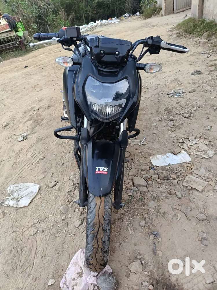 Apache rtr 160 4v special Edition