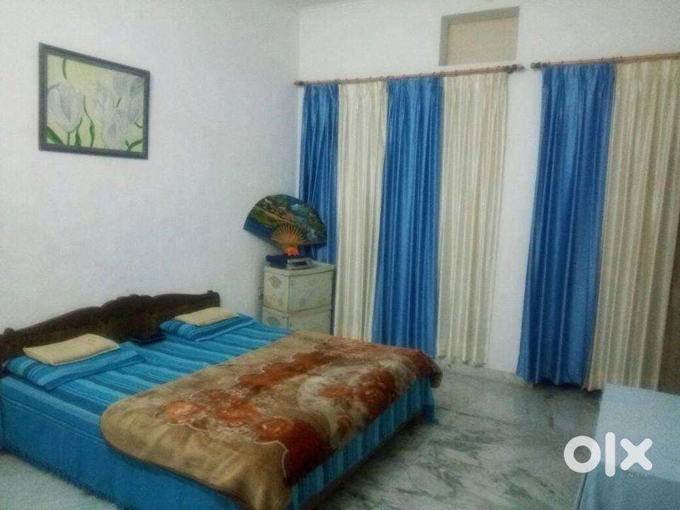 shubham vihar 3bhk individual house available family and bachelors