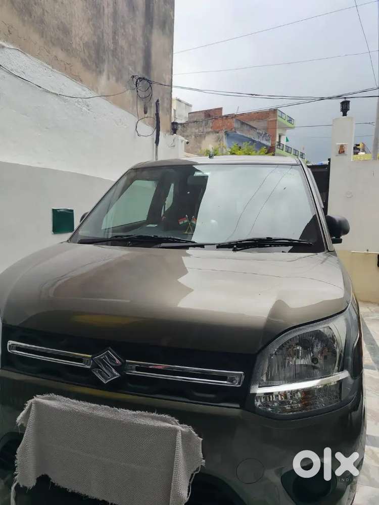 ओला और ऊबर की गाड़ी चलाने के एक कुशल ड्राइवर की जरूरत है।