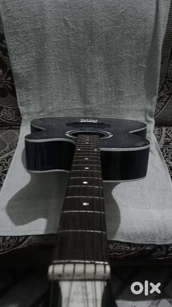 Guitar for rent