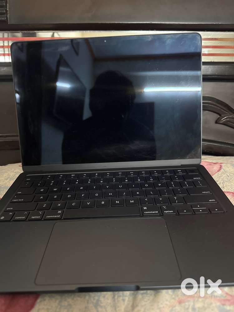 Apple macbook m3 air