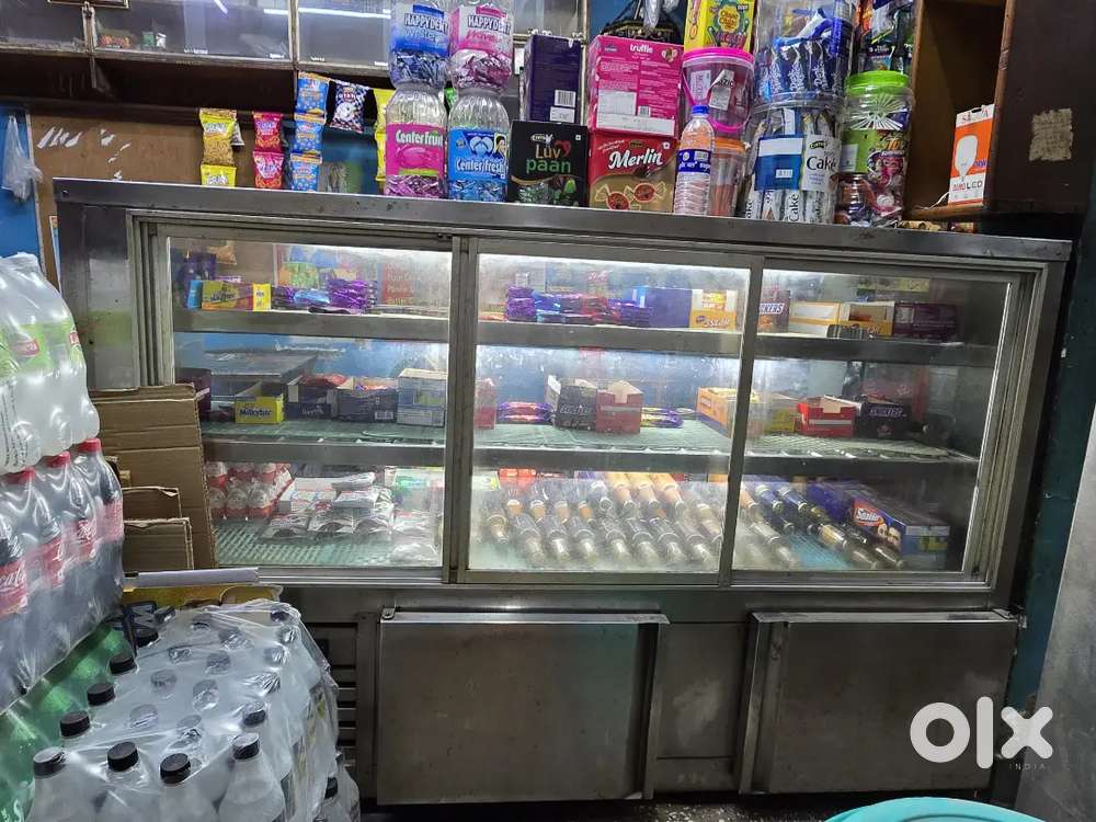 Display counter fridge